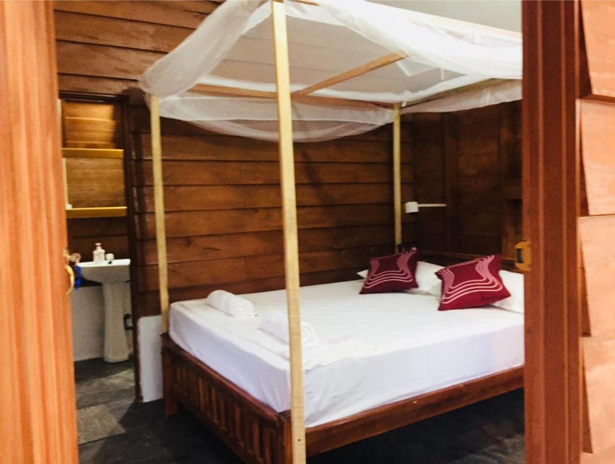 De Perla Resort Pottuvil Kültér fotó